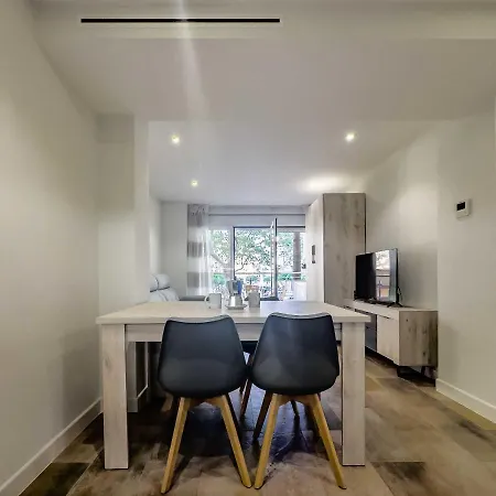 Dr28 A 250 M De La Playa Appartement